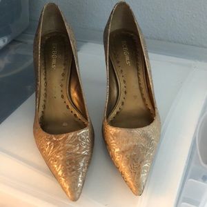 Bronze pointed toe heels